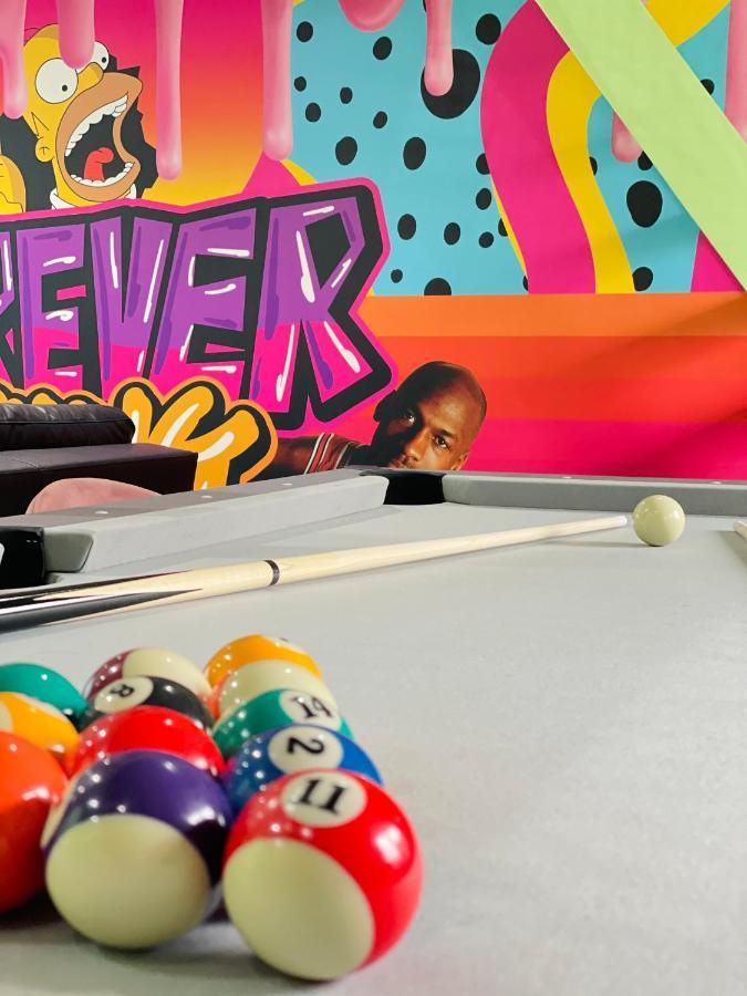 Hastiere-par-dela Capsule Forever Young - Jacuzzi - Sauna - Billard - Arcade De Jeux - Netflix & Home Cinema - Ping Pong מראה חיצוני תמונה